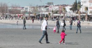 Silivri’de Denizdeki Adacıklara Ziyaretçi Akını