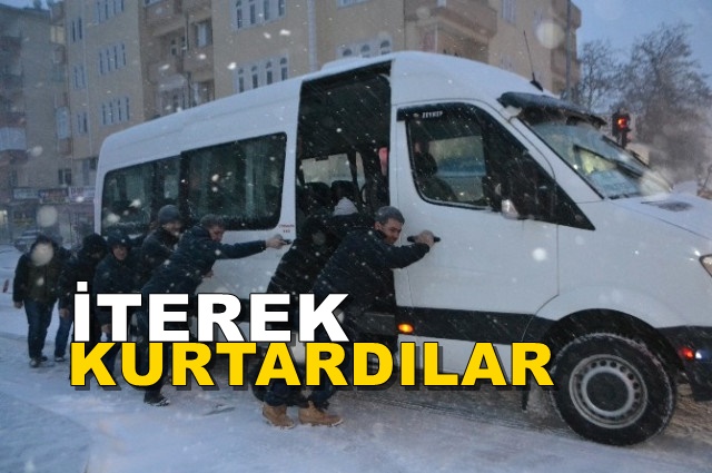Silivri’de Araçları İterek Kurtardılar…