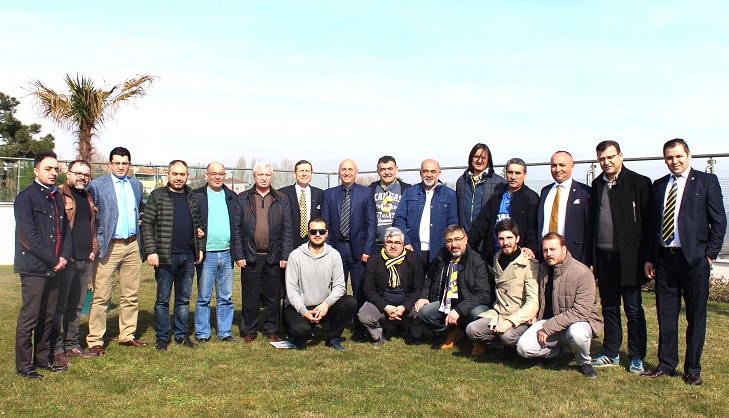 Avcılar’da Fenerbahçe Rüzgarı