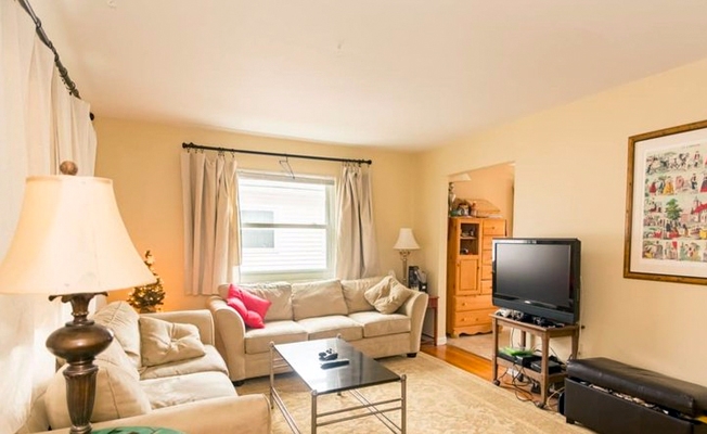 Beyaz eşya ve mobilya hisseleri uçtu