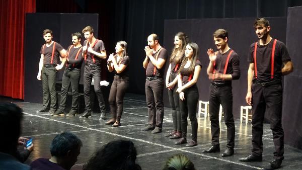 Genç Oyuncular ‘Sen Nesin?’i Sahneledi