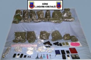 Jandarmadan Uyuşturucu Satıcılarına Şok Baskın