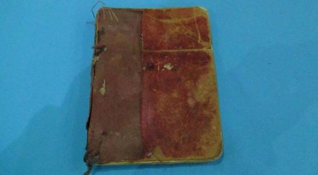 Polis Müşteri Gibi Anlaştı, 400 Yıllık Tarihi Kitabı Kurtardı