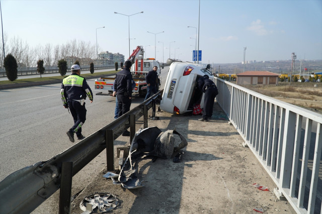 Tekirdağ’da Takla Atan Otomobilde 1 Kişi Yaralandı