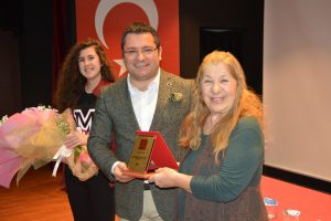 Mektebim Ünlü Tiyatrocuları Ağırladı