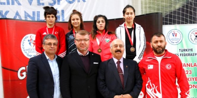 Çorlu’lu Güreşçiler Ülkemizi Avrupa’da temsil edecek