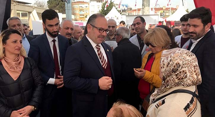 AK Parti Milletvekilinden “Hayır” Standına Ziyaret
