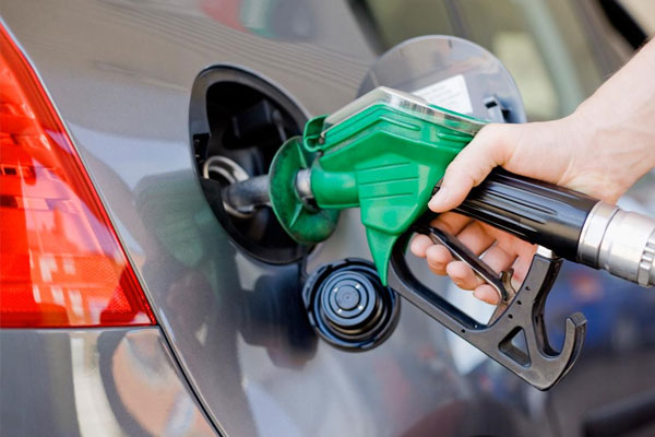 Benzine indirim geliyor