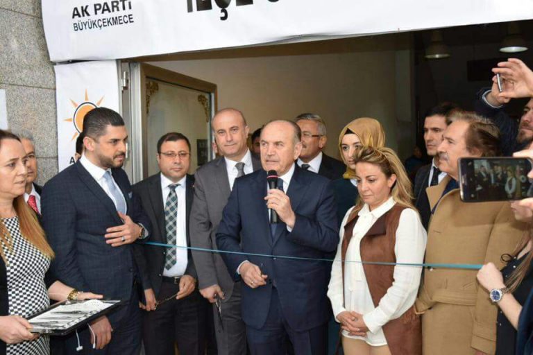 Topbaş: Silivri’ye kadar metrobüs hattı üzerinde çalışıyoruz