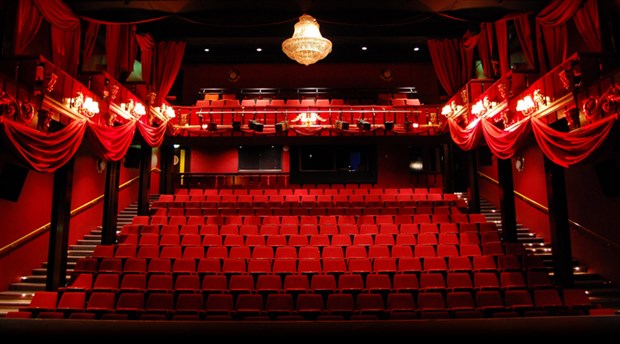 Avcılar’da “Tiyatro Festivali”