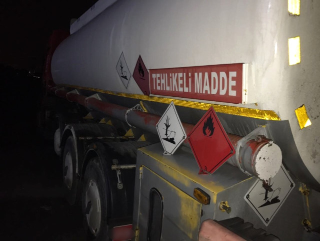 Başakşehir’de Kaçak Akaryakıt Operasyonu: 2 Gözaltı