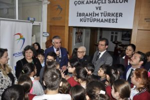 Beylikdüzü’ndeki Büyükşehir Ortaokulu Kütüphanesine Kavuştu