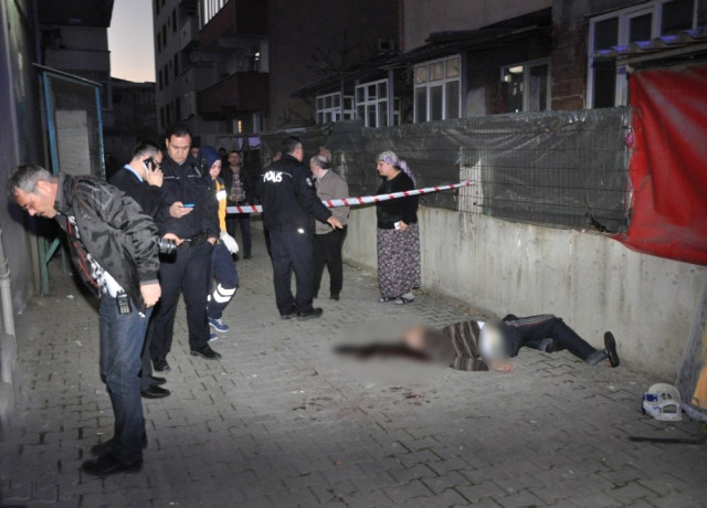 Çerkezköy’de Yüksekten Düşen Kişi Öldü