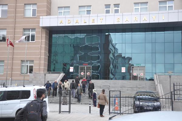 Dairelerini Alamayan Aileler, Müteahhide Dava Açtı