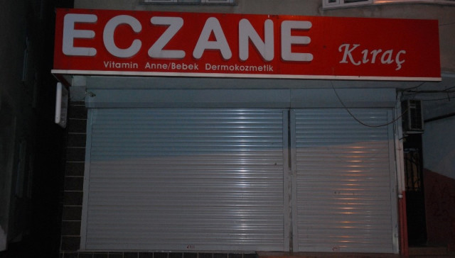 Esenyurt’ta Nöbetçi Eczane Soygunu