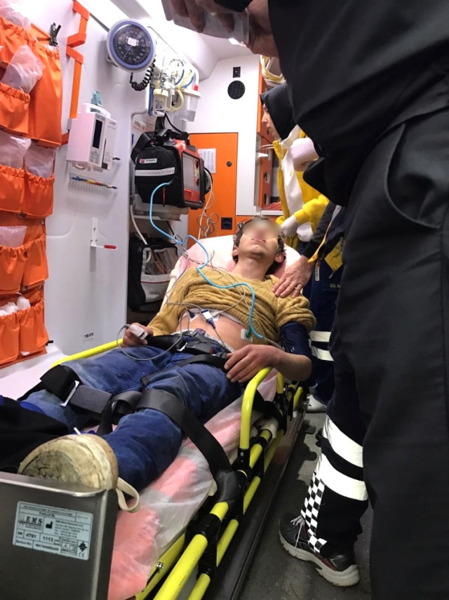 Gençler Yavaş Yavaş Ölüyor