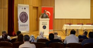 Halk Meclisinde Hem Vatandaşın Sorunları Dinlendi Hem de Yeni Anayasa Anlatıldı