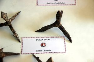 Ingiliz ve Fransızların ‘Zehirli Çivileri’ Hayrete Düşürüyor