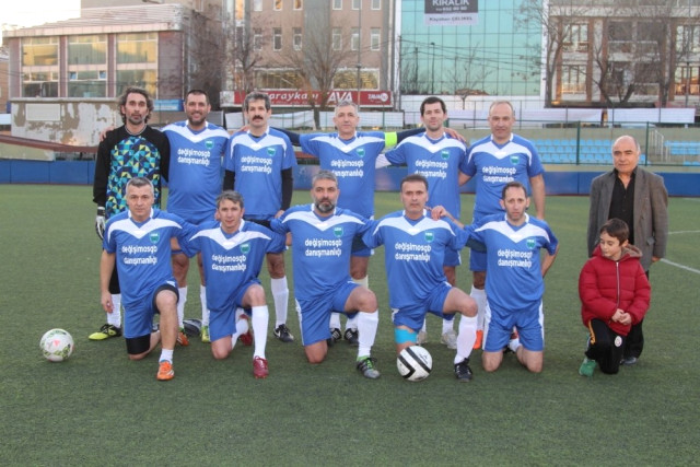 Küçükçekmece 15 Temmuz Şehitler Futbol Ligi Başladı