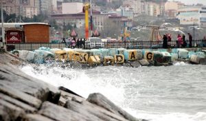 Marmara Denizi’nde Ulaşıma Lodos Engeli