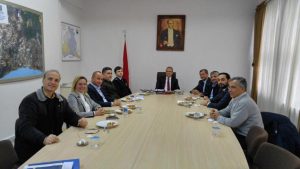 Kaymakam Partal, siyasilerle bir araya geldi