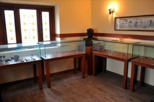 Tarlada Çapaya Takılan Tarihe, Köylüler Sahip Çıkıyor