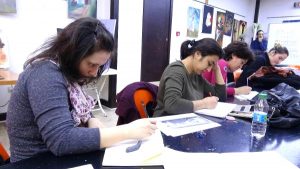 Tutkunları Karikatür Çizmeyi Öğreniyor