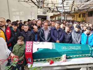17 Yaşındaki Mustafa ‘Sigara Vermedi’ Diye Öldürüldü
