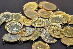 Gram altın son bir ayın zirvesinde
