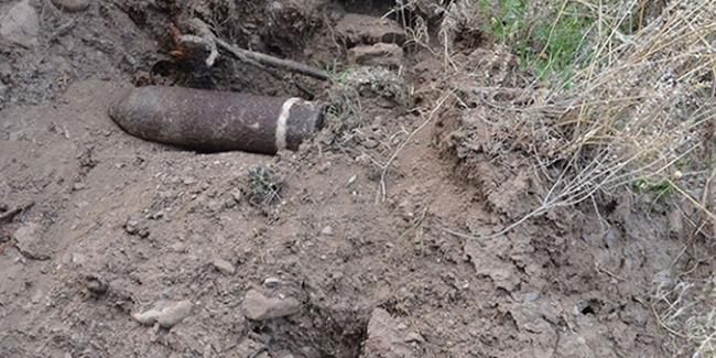 Tarlada Top Mermisi Bulundu