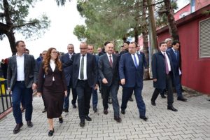 Bakan Müezzinoğlu, Biga’da İşçilerle Buluştu.