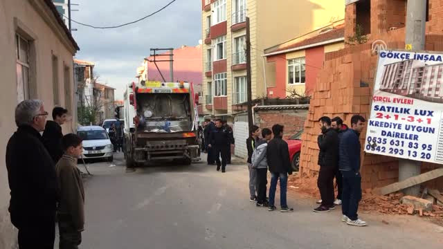 Çorlu’da Çöp Kamyonunun Çarptığı Çocuk Hayatını Kaybetti