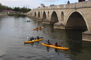 Meriç Nehri’nde Kano Yarışı Düzenlendi