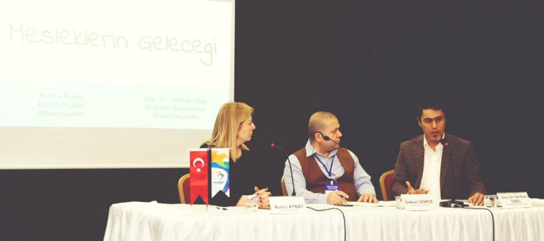 MESLEKLERİN GELECEĞİ BEYLİKDÜZÜ’NDE KONUŞULDU