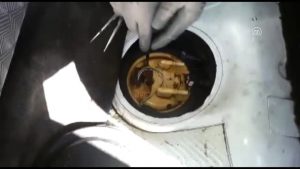 Uyuşturucu Yapımında Kullanılan Maddeyi Yakıt Deposuna Saklamışlar