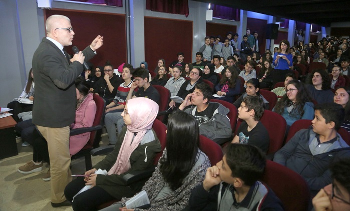 Karasu’dan Öğrencilere Cep Telefonu Tavsiyesi