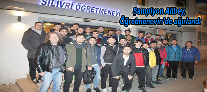 Şampiyon Alibey, Öğretmenevin’de ağırlandı