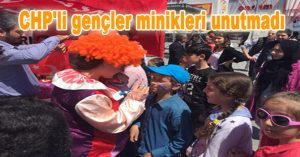 CHP’li gençler minikleri unutmadı