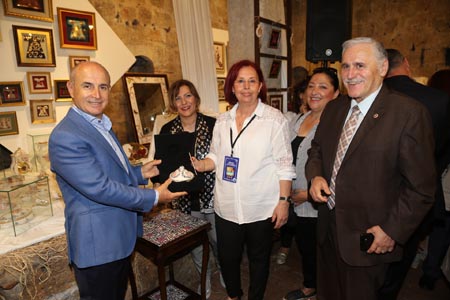 “Adım Adım Sanat” sergisi Büyükçekmece Kervansaray’da açıldı