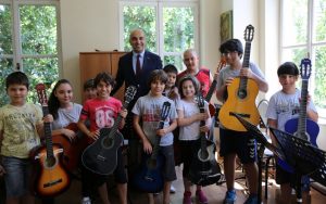 BAKIRKÖY BELEDİYESİ’NDEN ÇOCUKLARIMIZA ÜCRETSİZ “YAZ SANAT OKULU”