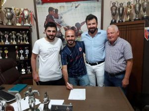 Hakan Sayar Bergama Belediyespor ile devam