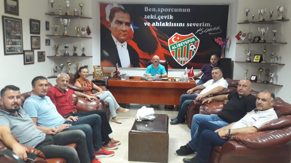 Alibeyspor’dan sezon planlama toplantısı
