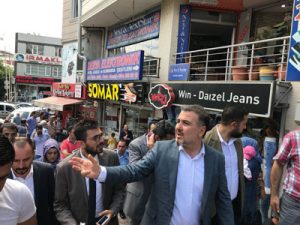 Esenyurt’ta Suriyeli esnafa Türkçe tabela ayarı