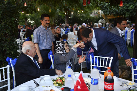 Şehit Aileleri Ve Gaziler İftarda Buluştu