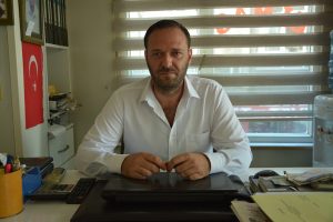 Elmas;   “Hizmete talibim”