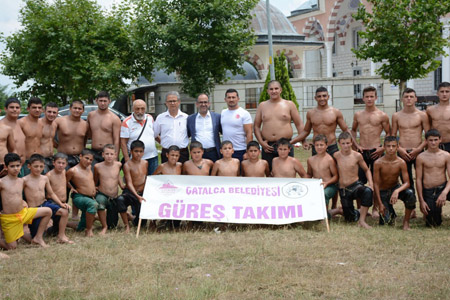 Çatalca Güreş Takımı’ndan Kırkpınar Çıkartması!