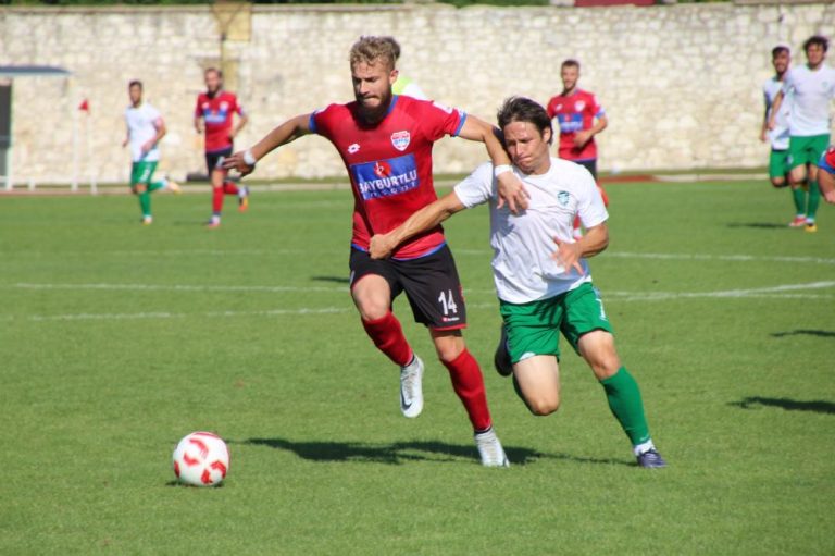 Silivrispor provalarla başladı