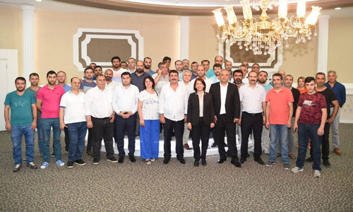 Dr. Handan Toprak esnafla buluştu