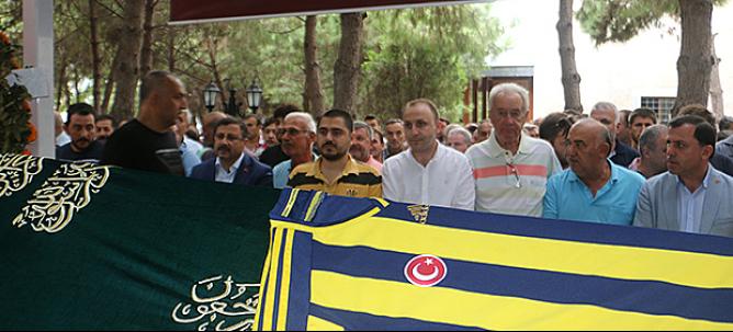 İbrahim Ersoy’a son yolculuğuna uğurlandı