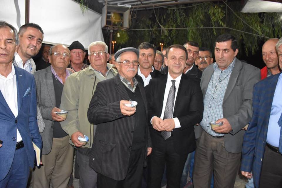 SİLİVRİ BELEDİYESİ 30 BİN AŞURE DAĞITTI
